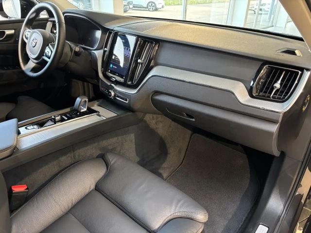 Volvo XC60 Dark Plus