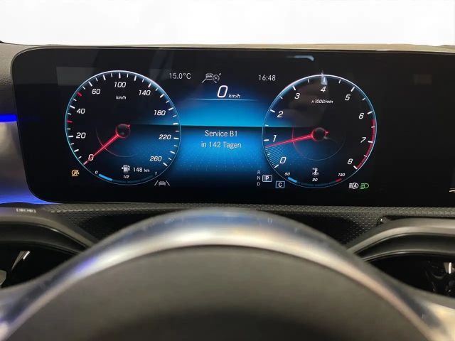 Mercedes-Benz A 200 AMG Line