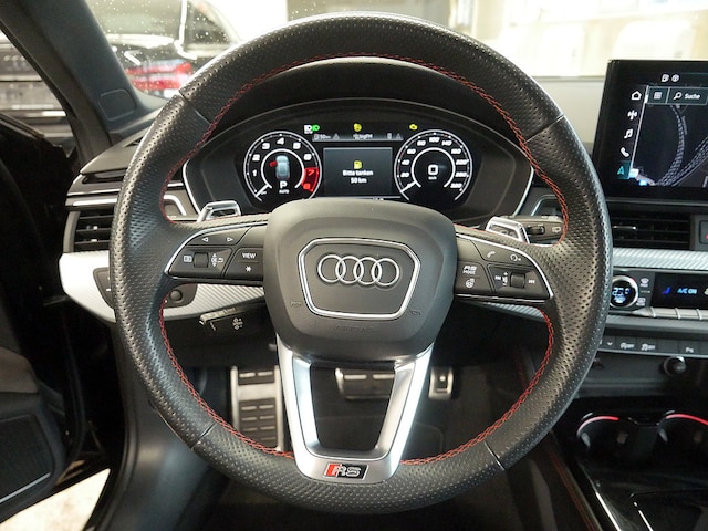 Audi RS4 Avant Quattro