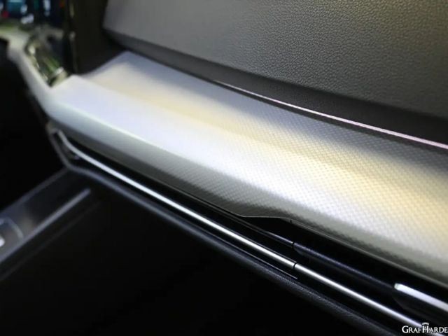 Volkswagen Golf 1.5 eTSI Golf VIII IQ.Drive Move