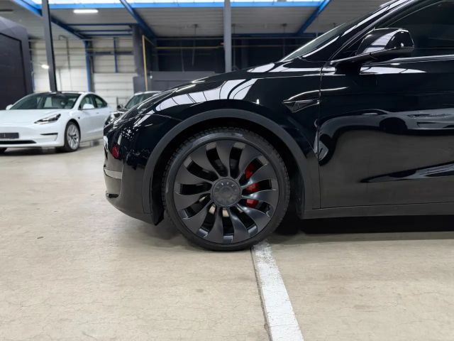 Tesla Model Y Performance