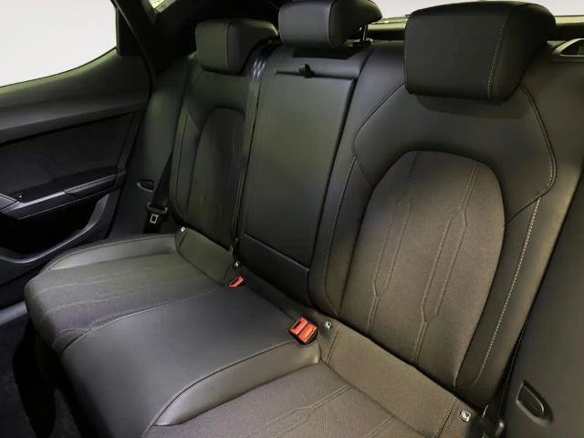 Cupra Leon NAVI KAM SHZG LHZG MATRIX DCC 19'' AHK VORB.