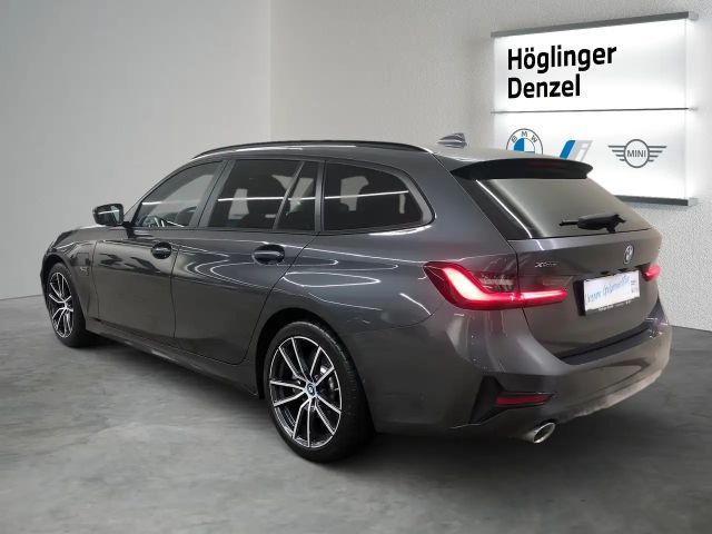 BMW 320 320e xDrive