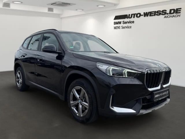 BMW X1 20dxA SPORTSITZ+NAVI+LED+SLI+SHZ+LHZ+BT+APPLE