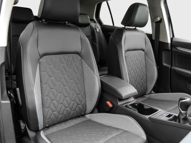 Volkswagen Golf 1.5 TSI Golf VIII