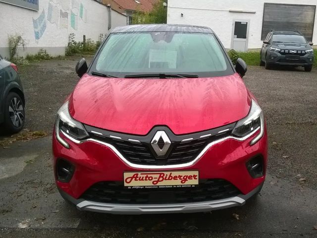 Renault Captur EDC Hybrid Techno