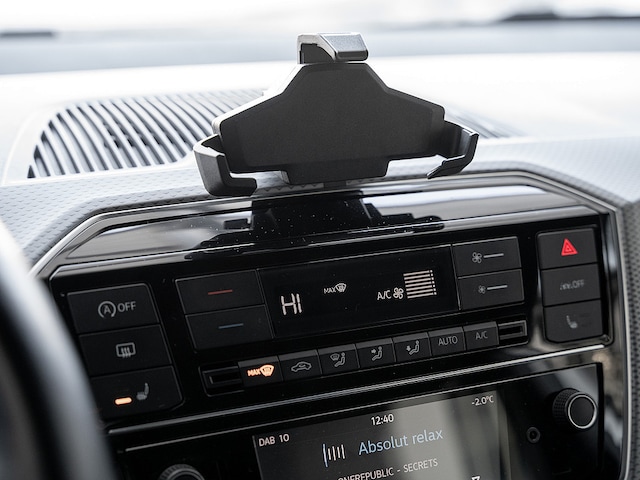 Volkswagen up! Active