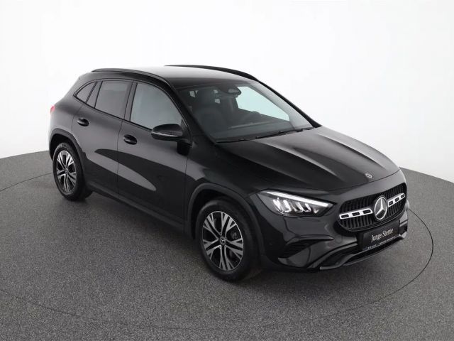 Mercedes-Benz GLA 180 Progressive