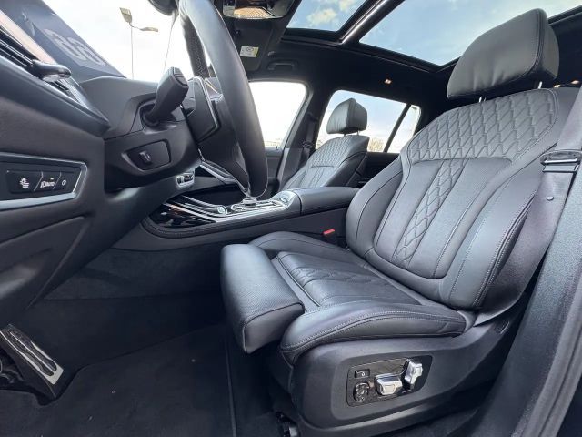 BMW X7 60i AHK PANO-SKY Massage StHzg h&k Sitzklima