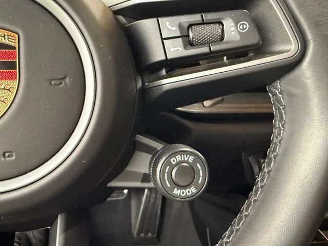 Porsche 992 4S Carrera Coupé