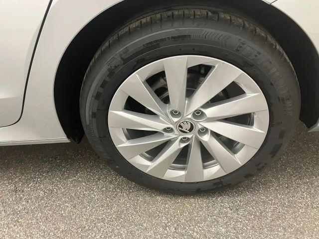 Skoda Octavia Selection