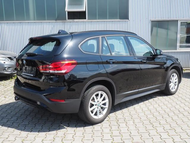 BMW X1 Advantage pakket sDrive18i