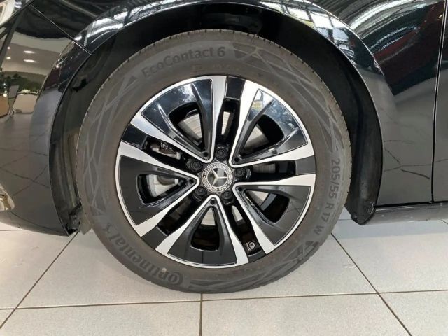 Mercedes-Benz B 200 Progressive Sedan