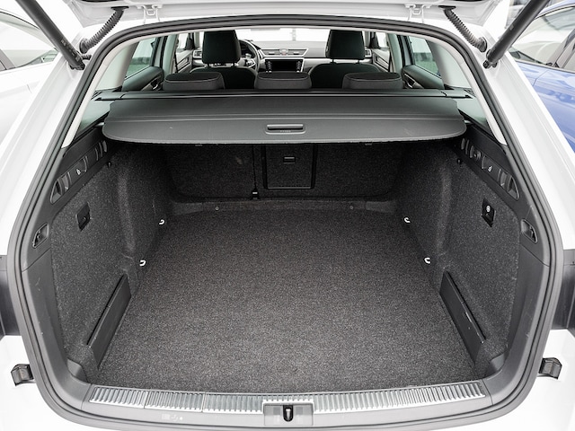 Skoda Superb 2.0 TDI Combi Style Style