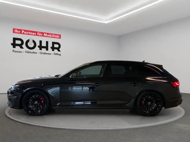 Audi RS4 Avant Quattro