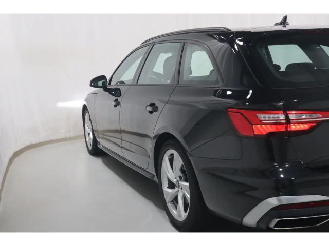 Audi A4 40 TDI Avant Quattro S-Line