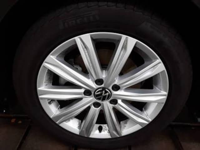 Volkswagen Touran DSG R-Line