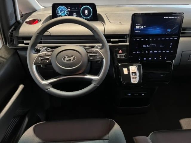 Hyundai Staria Trend