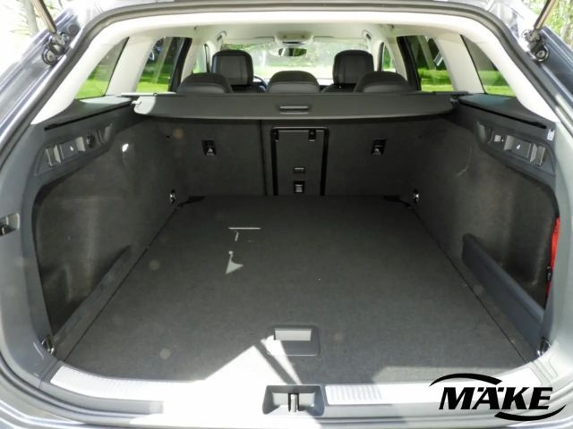 Volkswagen Passat 2.0 TDI Business DSG IQ.Drive