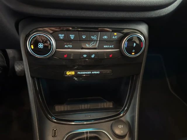 Ford Puma EcoBoost Titanium