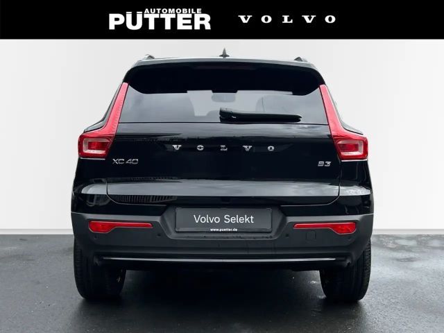 Volvo XC40 Dark Plus