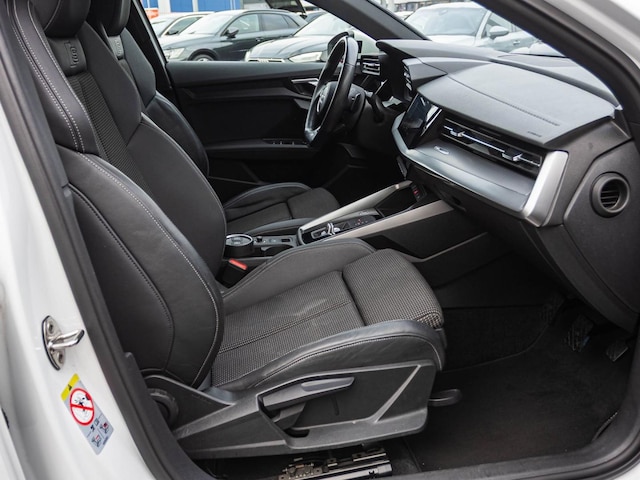 Audi A3 30 TDI S-Line S-Tronic Sportback