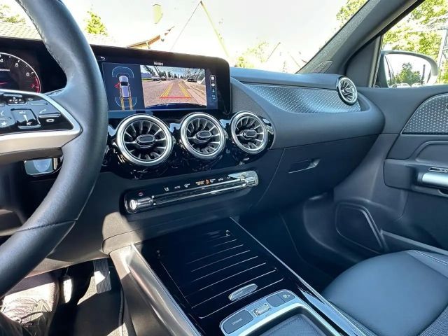 Mercedes-Benz B 200 Progressive