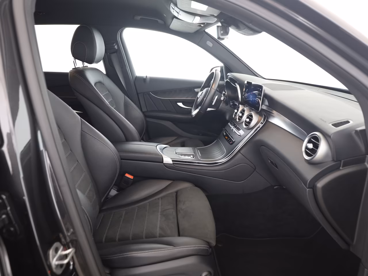 Mercedes-Benz GLC 300 4MATIC AMG Line