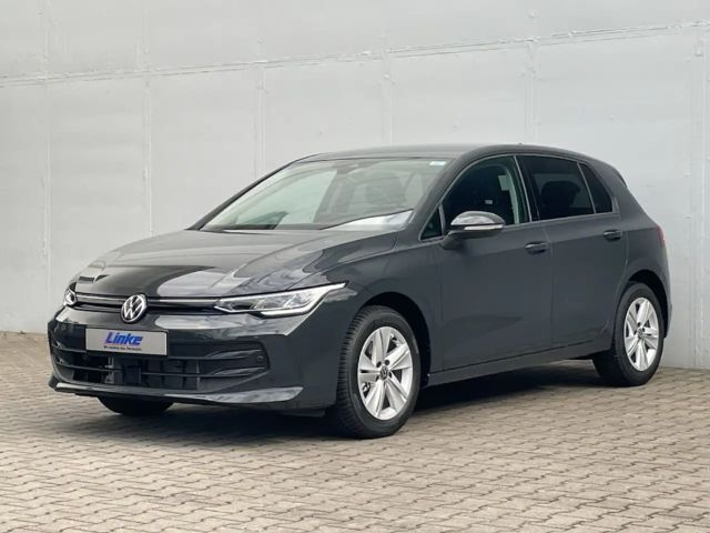 Volkswagen Golf 1.5 eTSI DSG Golf VIII