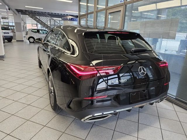 Mercedes-Benz CLA 180 AMG Line