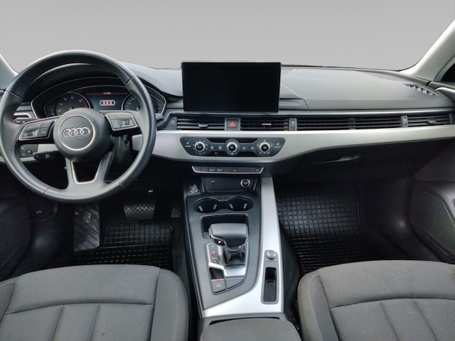 Audi A4 35 TFSI Avant S-Tronic