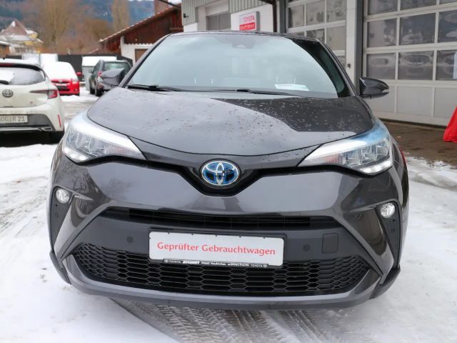 Toyota C-HR Hybride Team D