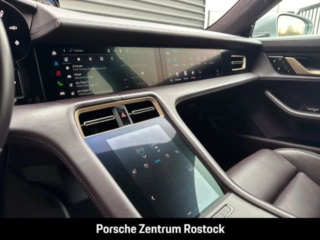 Porsche Taycan S Turbo