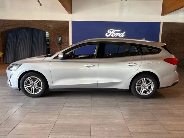 Ford Focus Cool & Connect