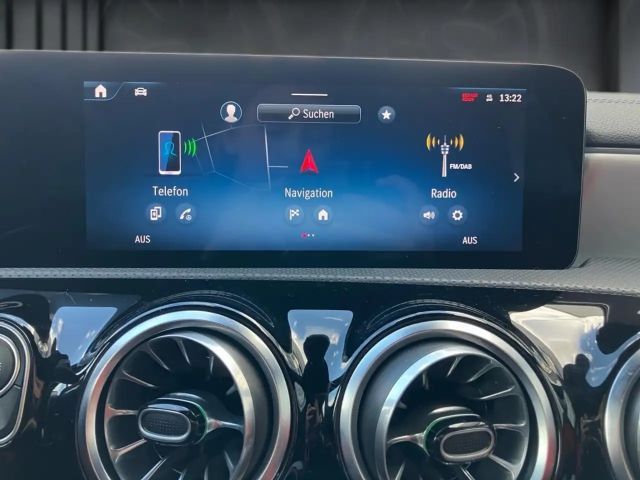 Mercedes-Benz A 250 A 250 e AMG Line