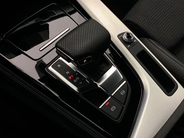 Audi A4 40 TFSI Quattro S-Line