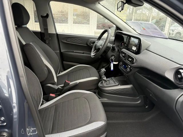 Hyundai i10 1.2l AMT Navi/Kamera/Shz/Lhz/Klimaautomatik