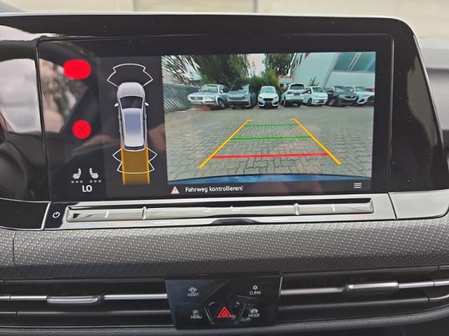 Volkswagen Golf 1.5 eTSI Golf VIII R-Line Variant