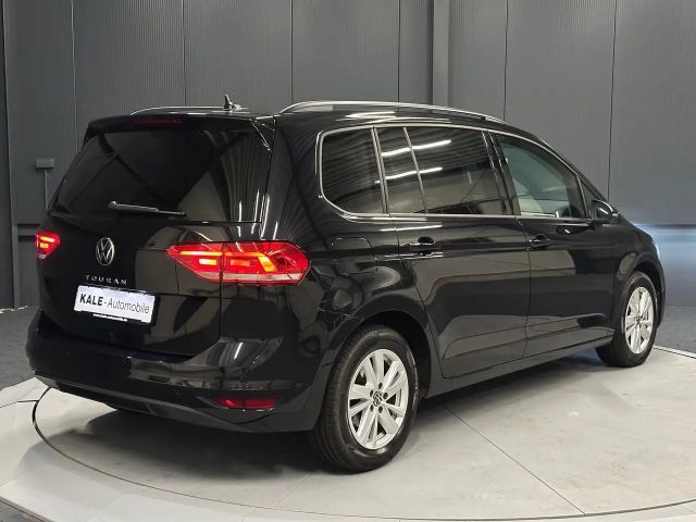 Volkswagen Touran 1.5 TSI DSG Family