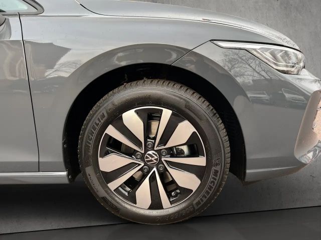 Volkswagen Golf 1.5 eTSI DSG Golf VIII