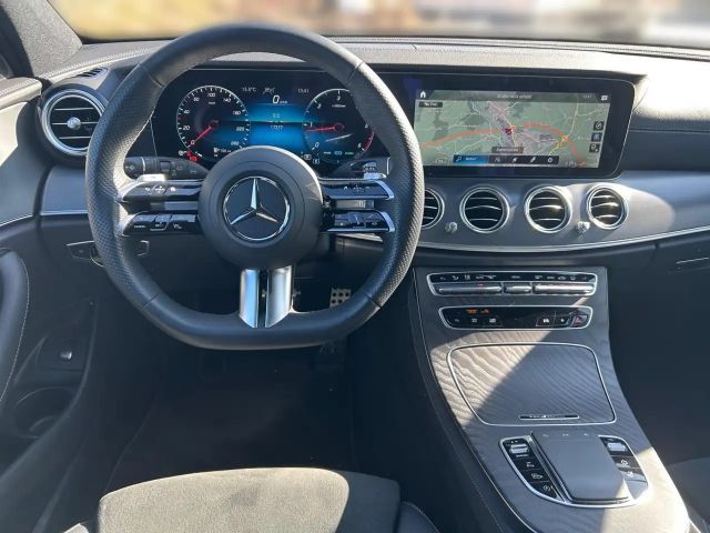 Mercedes-Benz E 220 AMG Line E 220 d Estate