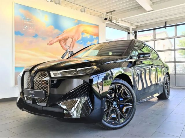 BMW iX xDrive50