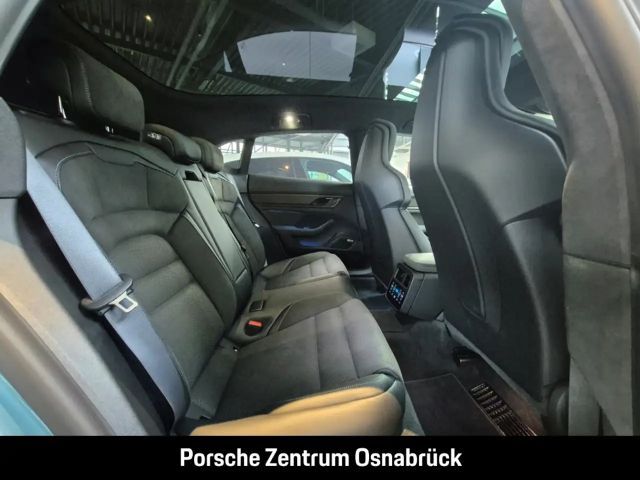 Porsche Taycan GTS Sport Turismo