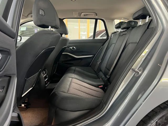 BMW 318 318d Touring