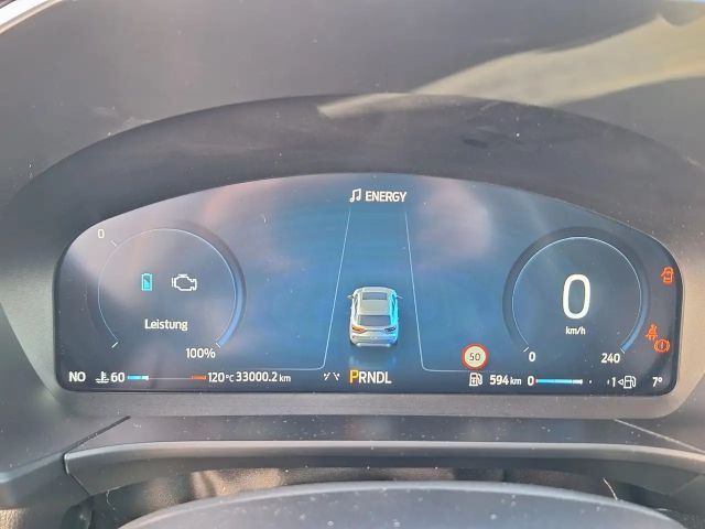 Ford Kuga AWD Hybrid Titanium