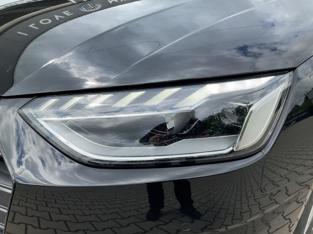 Audi A4 40 TFSI Avant S-Tronic