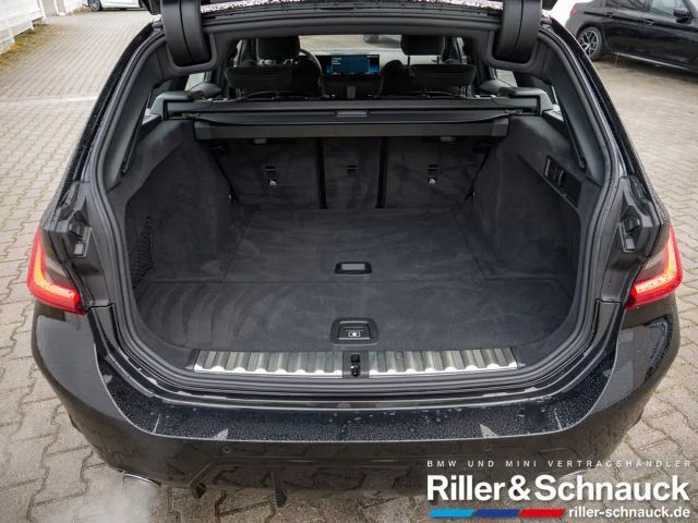 BMW 330 330i M-Sport Touring xDrive