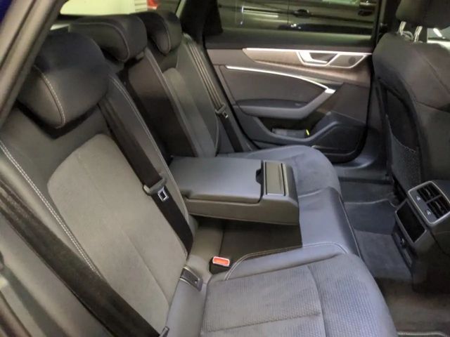 Audi S6 Avant Quattro