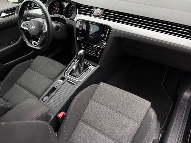 Volkswagen Passat 4Motion Business DSG Variant