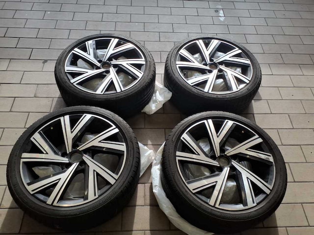 Volkswagen Golf 1.5 eTSI IQ.Drive Style Variant